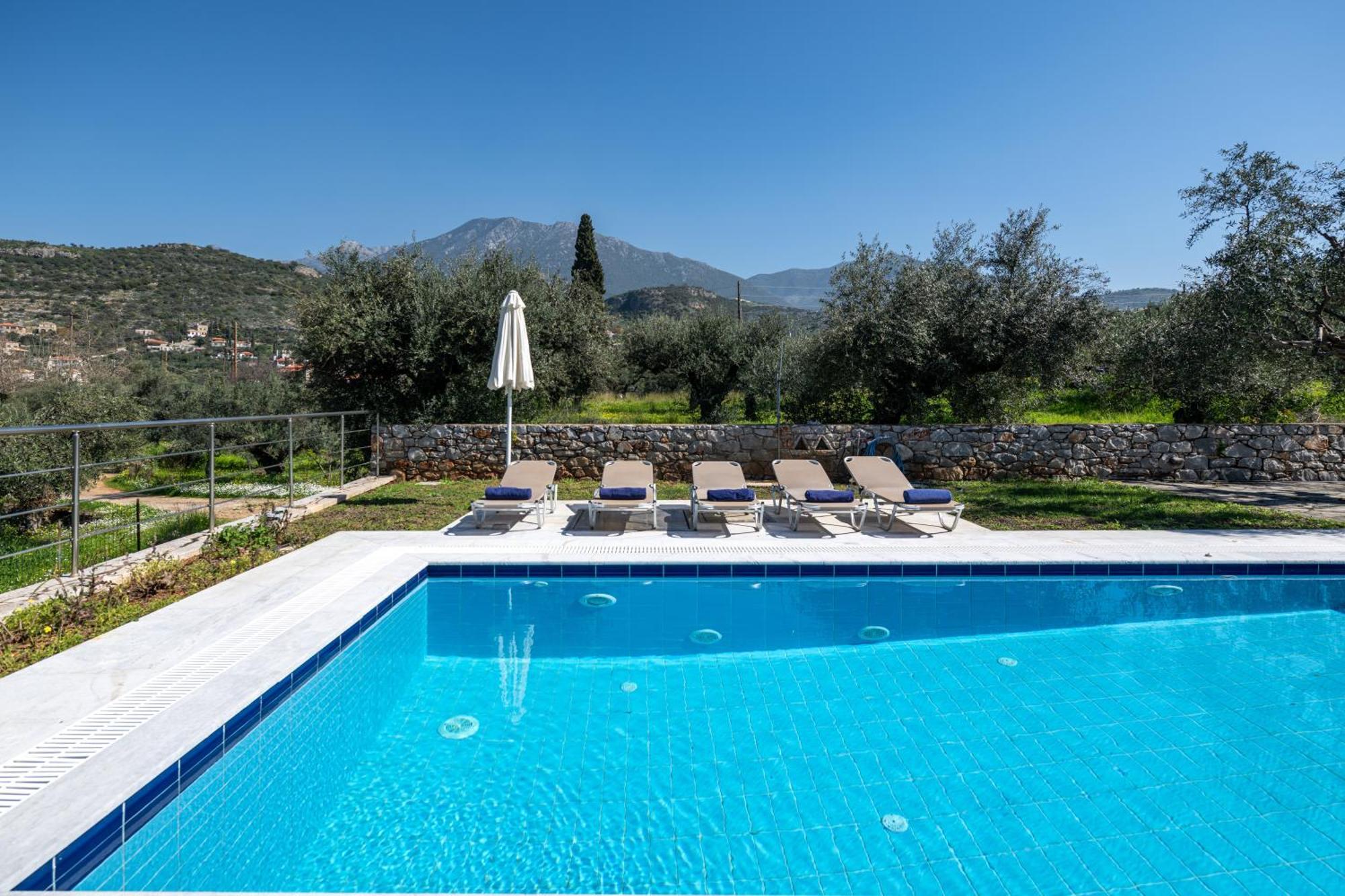 Villa Torri Di Pietra *